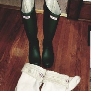 Hunter tall rain boots (sock no longer included)